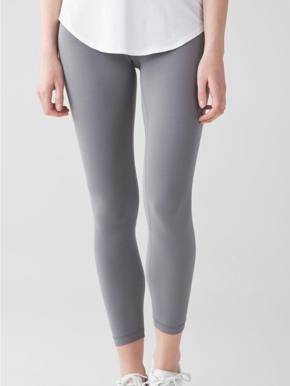Lululemon slate gray HR align 5/8 size 6 (B1)